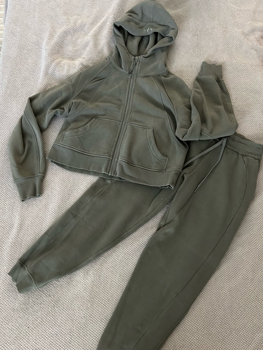 Women’s Lululemon Olive Green Zip Hoodie & Joggers